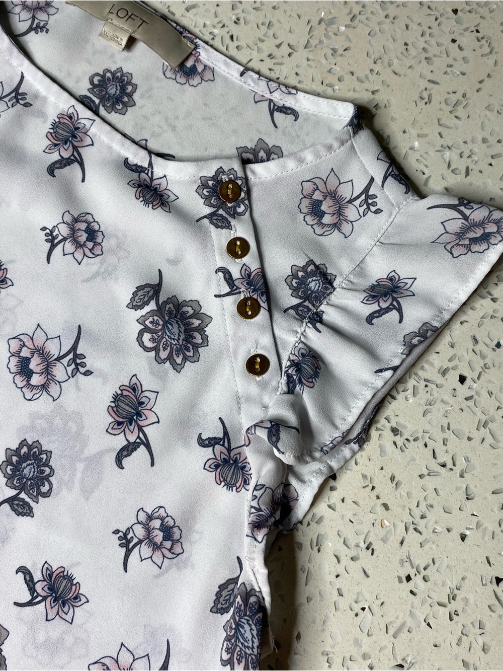 LOFT White Floral Button-Front Ruffle Cap Sleeve Top